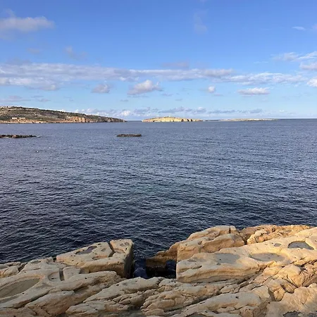 St Pauls Bay Seasons A9 Apartment *