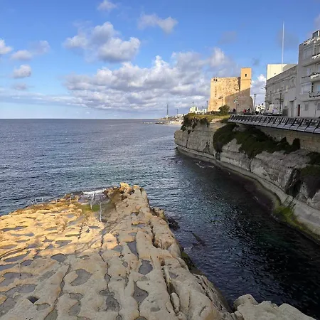 St Pauls Bay Seasons A9 Apartment *