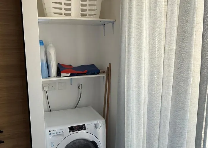 St Pauls Bay Seasons A9 Daire